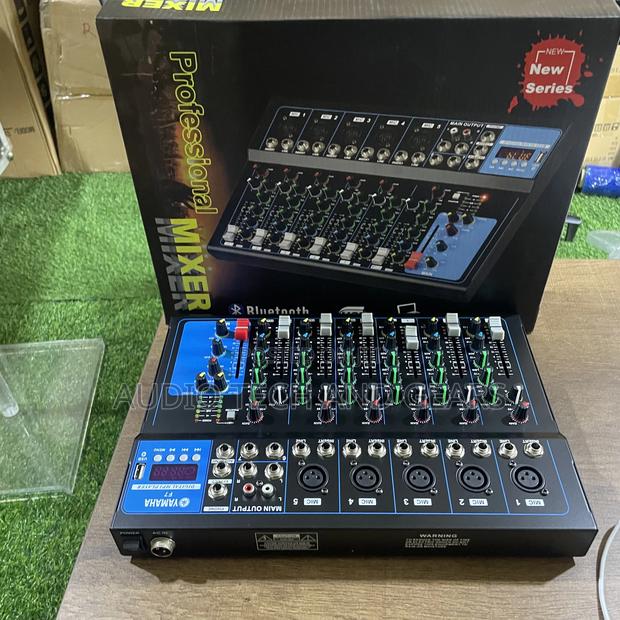 Yamaha F7 7-Channel Mixer