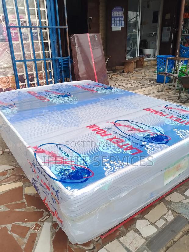 12" Large Mattress/High Density - Latex Foam · Photo 3