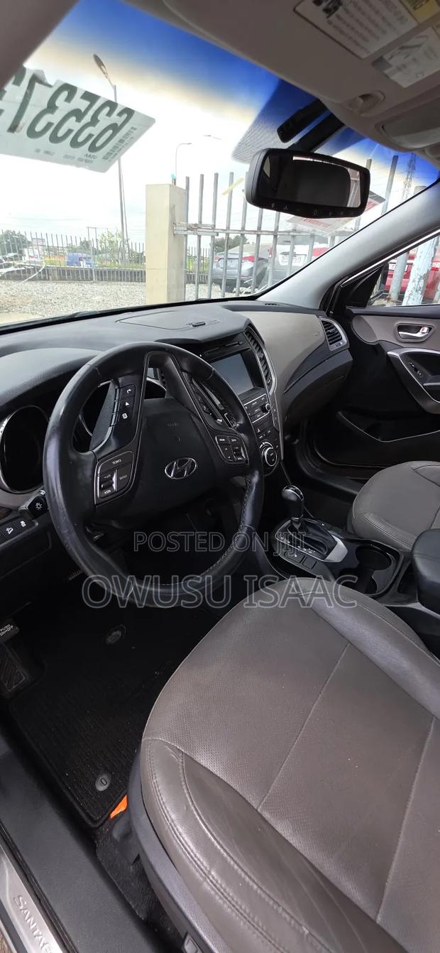 Hyundai Santa Fe 2017 Gray