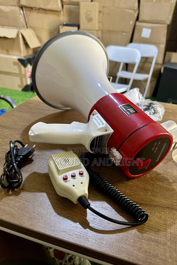 Rechargeable Megaphone With Detachable Microphone photo 3