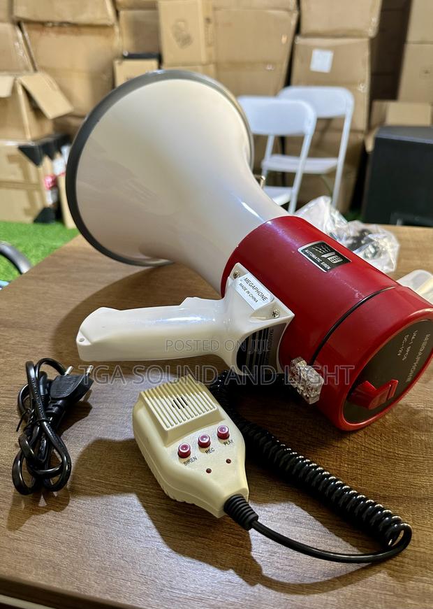Rechargeable Megaphone With Detachable Microphone photo 4