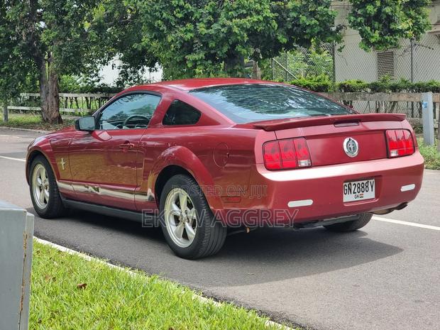 Ford Mustang Coupe 2007 Red