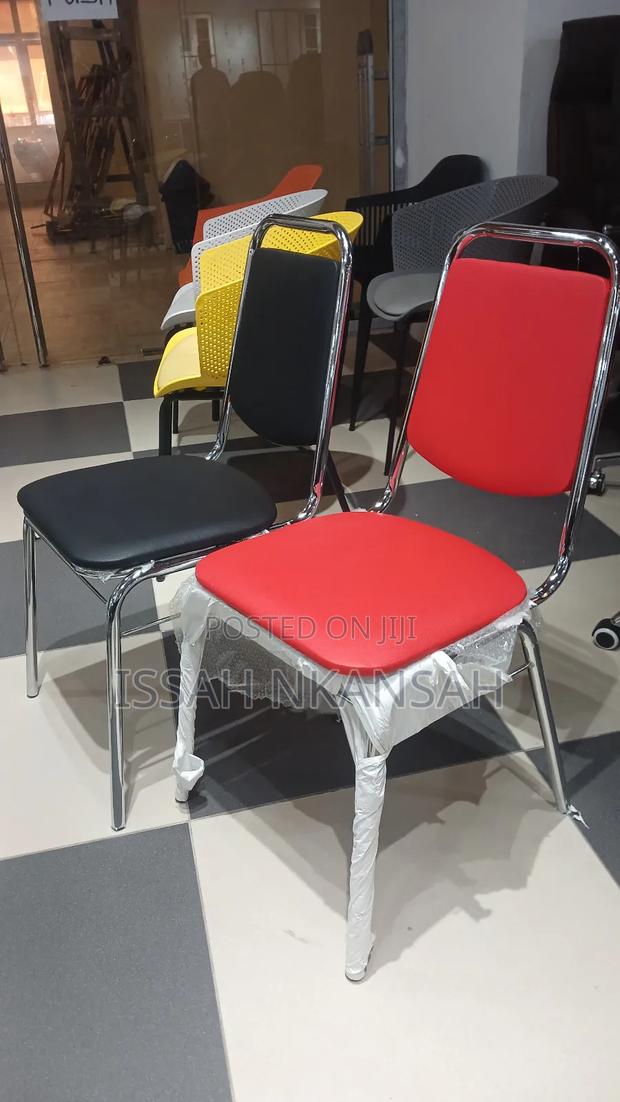 Metal Event Chairs · Photo 4