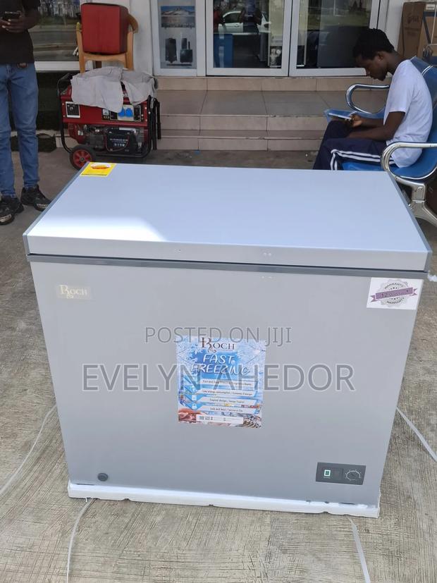 Original Roch Chest Freezer 200litres Going for Cool Price W photo 7