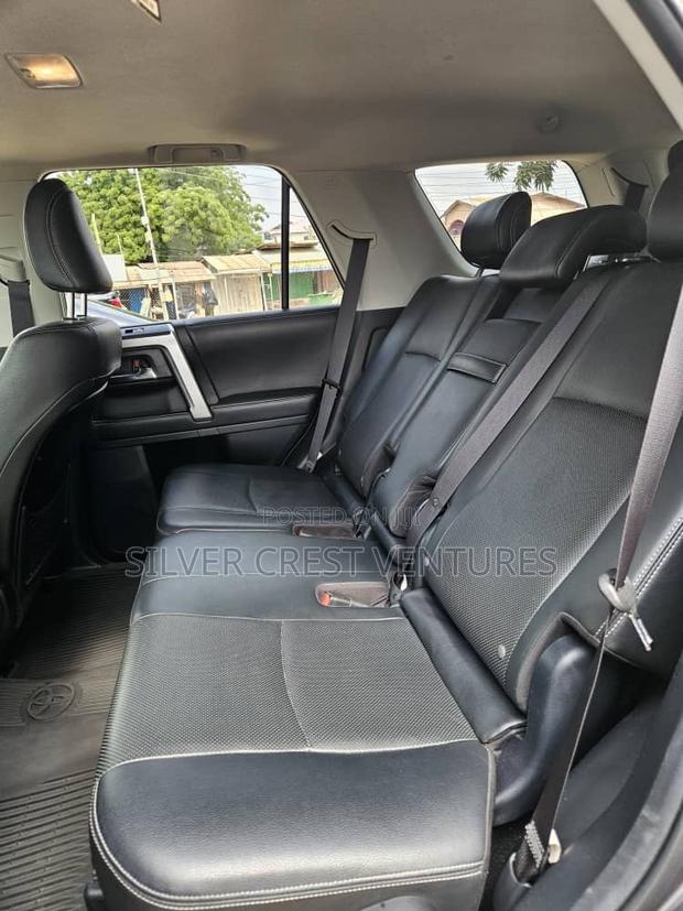 Toyota 4-Runner Limited 2022 Gray