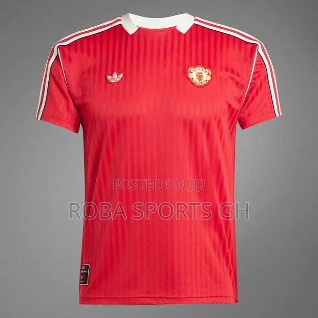 Manchester United Terrace Icons Jersey