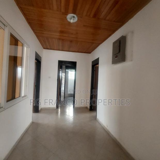 7bdrm House in Kg Franco Properties, Spintex for rent · Photo 4