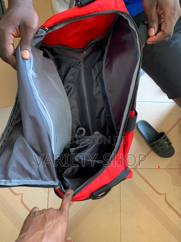 Duffel Traveling Bag Gym Fitness Waterproof Bag photo 2