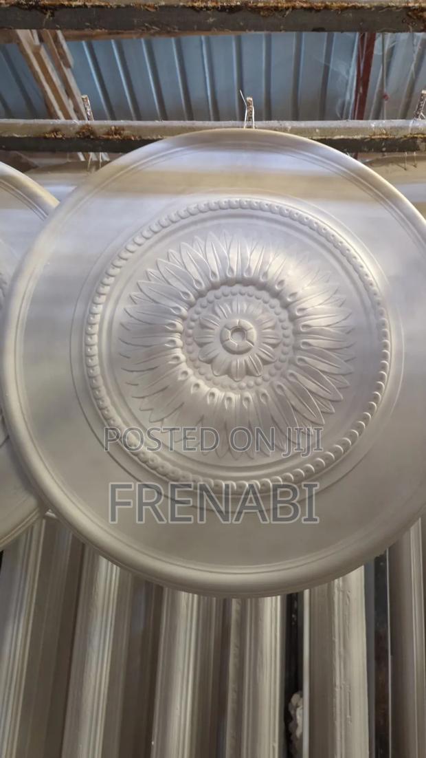 Ceiling Rose · Photo 3