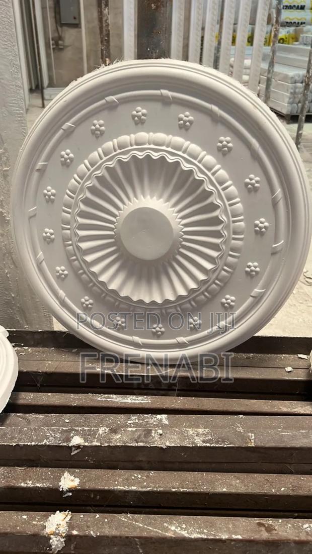 Ceiling Rose · Photo 4