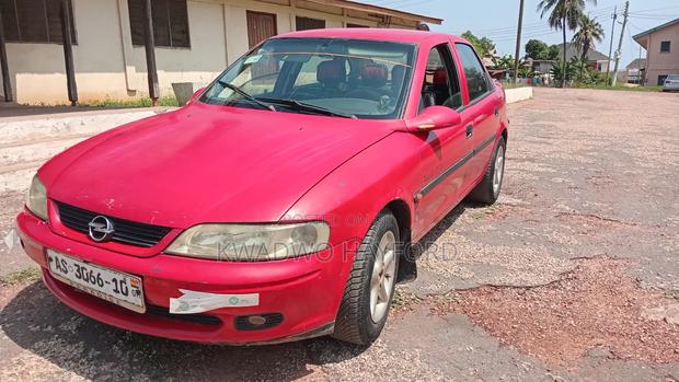 Opel Vectra Break 1.6 2000 Red