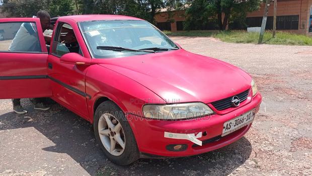Opel Vectra Break 1.6 2000 Red