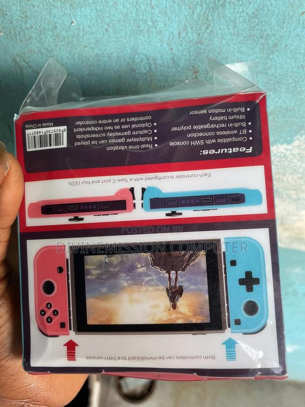Nintendo Wireless Pro Game Controller photo 5