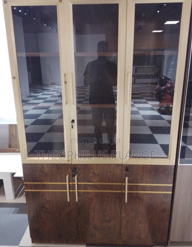 Book Shelve Cabinet. · Photo 4