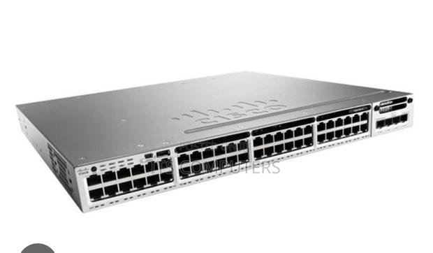 Cisco Catalyst 1300-48p-4g Managed Switch · Photo 4