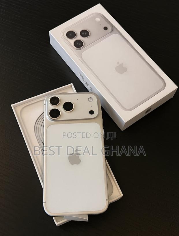 New Apple iPhone 17 Pro Max 256 GB Silver