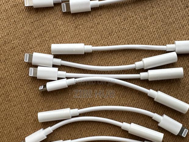 iPhone Adapter To 3.5mm Jack Aux Cable For Male To Female Converter photo 2