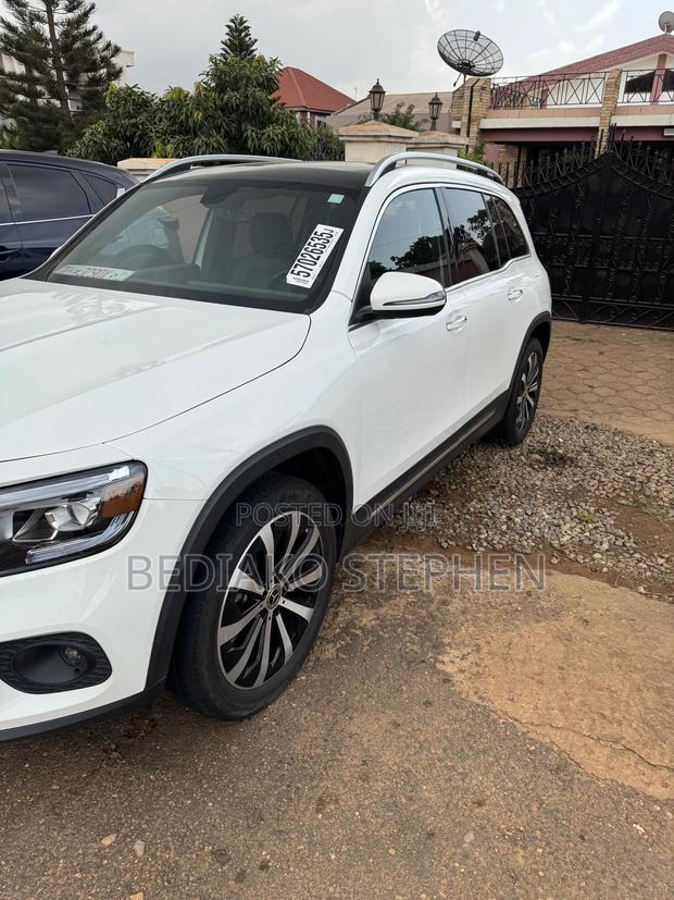 Mercedes-Benz GLB-Class GLB 250 4MATIC 2023 White