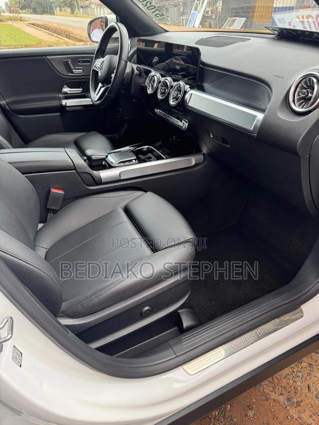 Mercedes-Benz GLB-Class GLB 250 4MATIC 2023 White