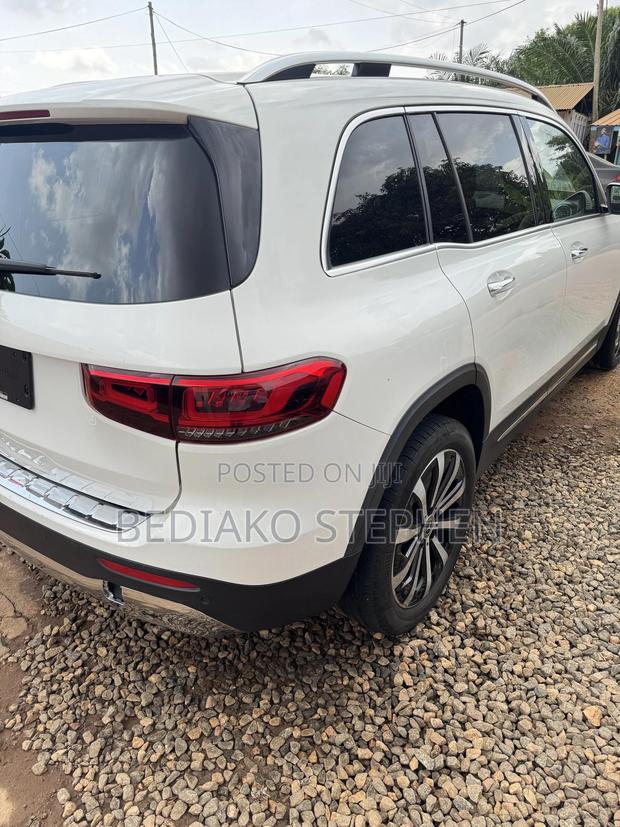 Mercedes-Benz GLB-Class GLB 250 4MATIC 2023 White