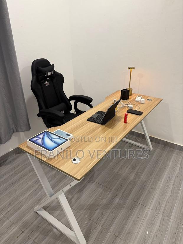 Gaming Tables · Photo 4