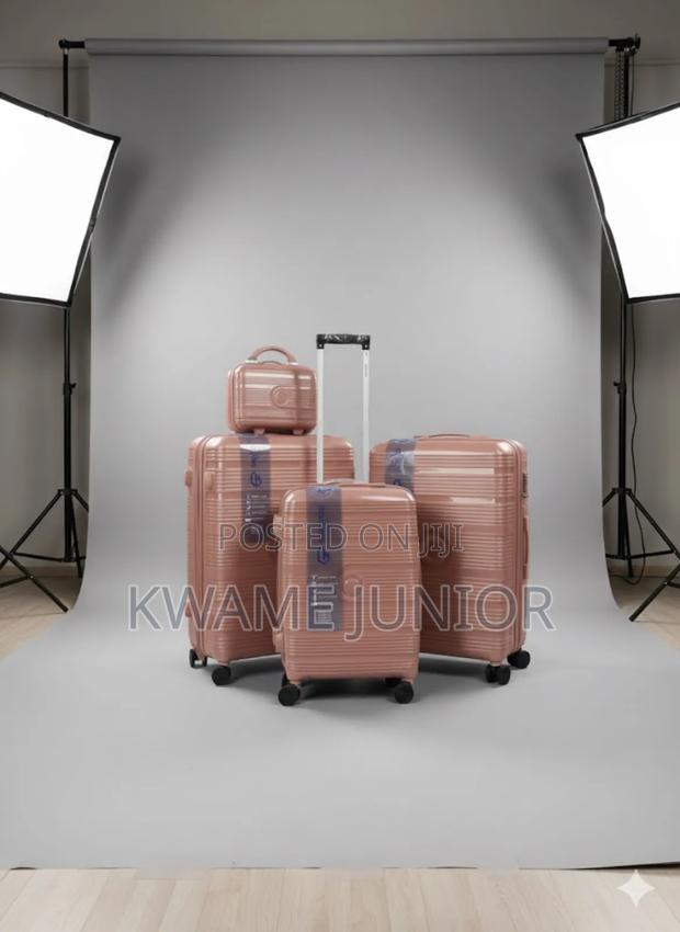 Four in One Trolling Traveling Luggage Unbreakable photo 2