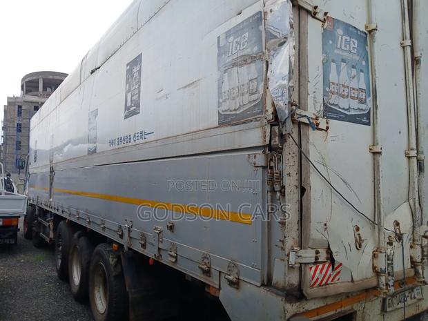 Daewoo Ultra Novus 2010 photo 3