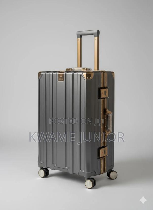 Two in One Luxurious Zipless Luggage Medium 24 Inch,Small 20 Inches photo 2
