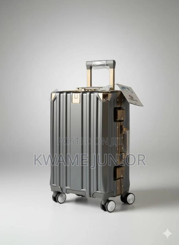 Two in One Luxurious Zipless Luggage Medium 24 Inch,Small 20 Inches photo 3