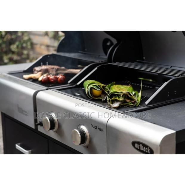 Outback Dual Fuel 2burner Gas/Charcoal BBQ With Multicook Plate System photo 2