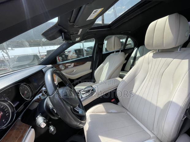 Mercedes-Benz E300 4Matic AWD Sedan (2.0L 4cyl 9A) 2017 White