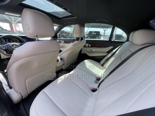 Mercedes-Benz E300 4Matic AWD Sedan (2.0L 4cyl 9A) 2017 White