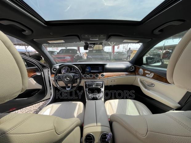 Mercedes-Benz E300 4Matic AWD Sedan (2.0L 4cyl 9A) 2017 White