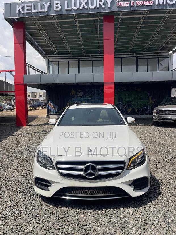 Mercedes-Benz E300 4Matic AWD Sedan (2.0L 4cyl 9A) 2017 White
