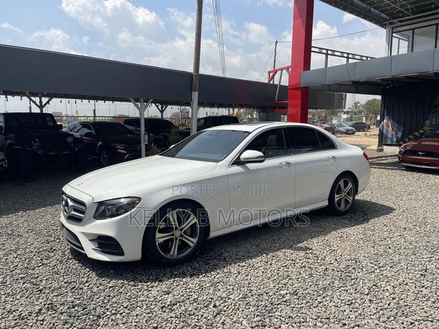 Mercedes-Benz E300 4Matic AWD Sedan (2.0L 4cyl 9A) 2017 White
