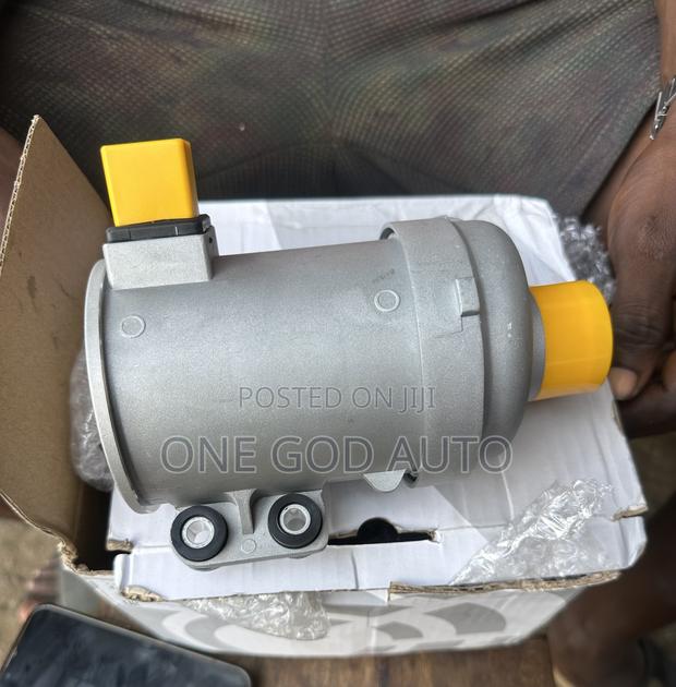 BMW F30 N20 Engine Water Pump Available