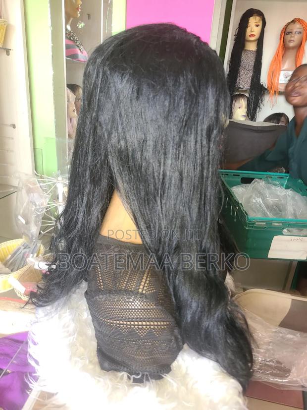 Black Wavy Wig photo 11