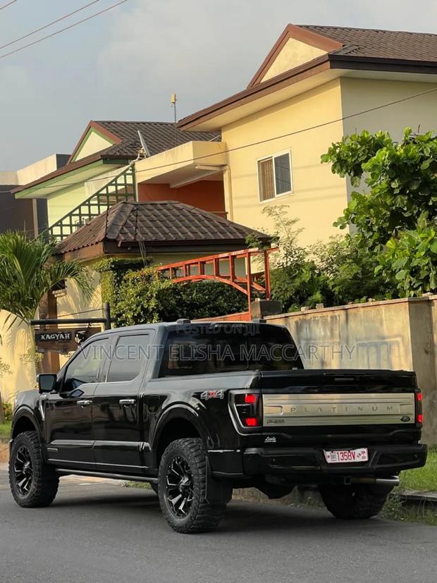 Ford F-150 Platinum 2021 Black