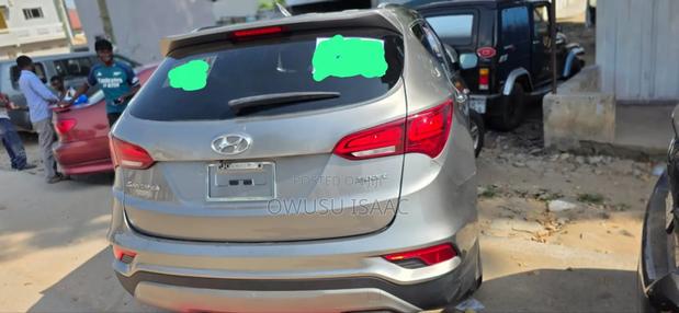 Hyundai Santa Fe 2017 Gray