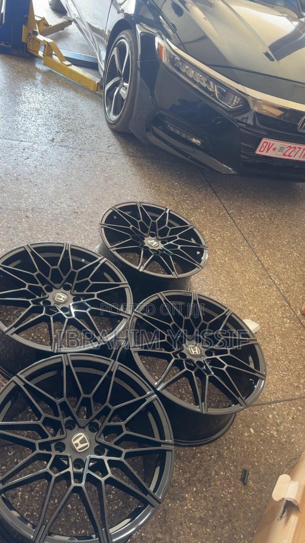 Honda CRV Rims Black Color