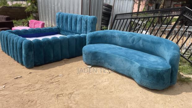 Brand New Design in Town Very Comfortable photo 2