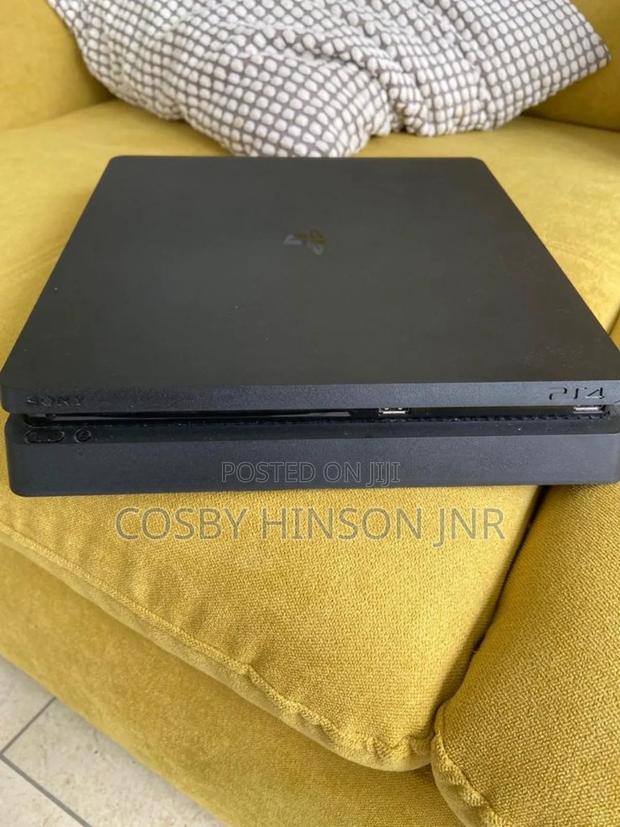 Ps4 Slim Jailbreak With Games Latest Installed photo 2