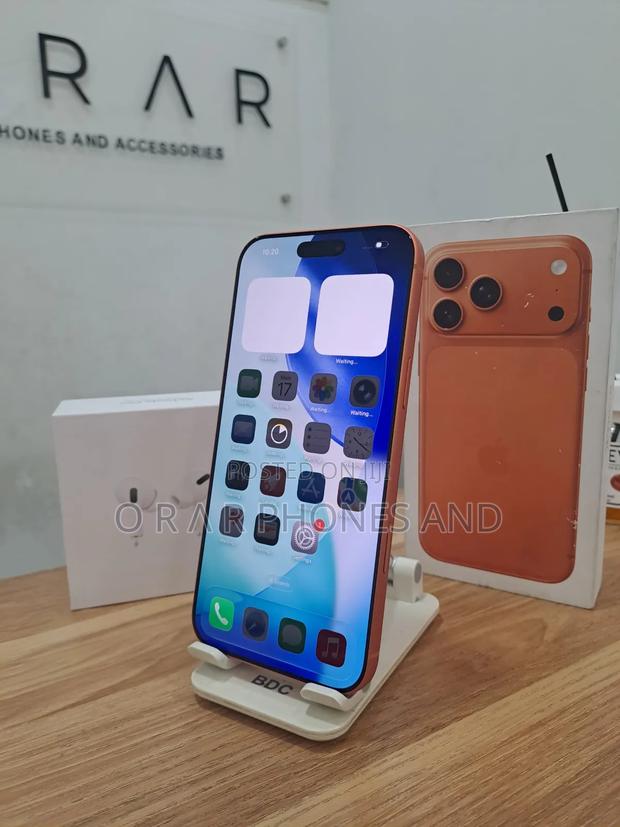 Apple iPhone 17 Pro Max 256 GB Orange photo 3