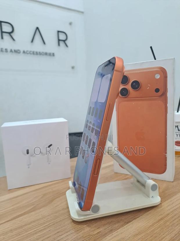 Apple iPhone 17 Pro Max 256 GB Orange photo 4