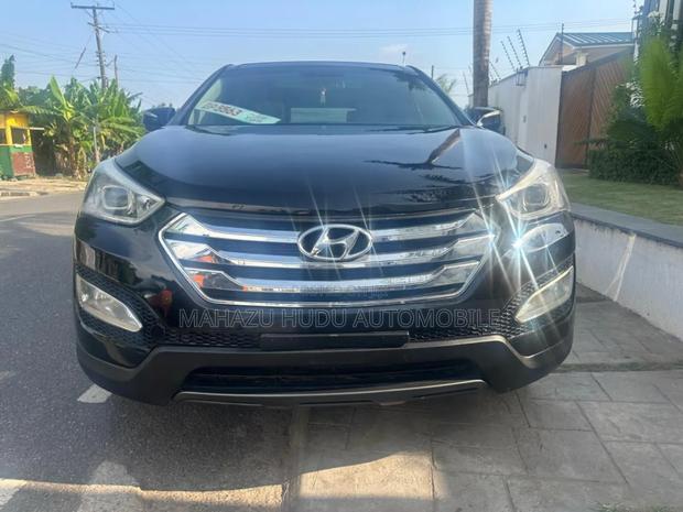 Hyundai Santa Fe Sport 2013 Black