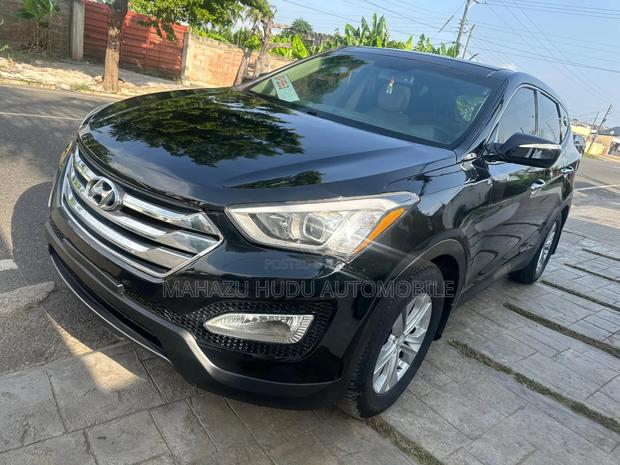 Hyundai Santa Fe Sport 2013 Black