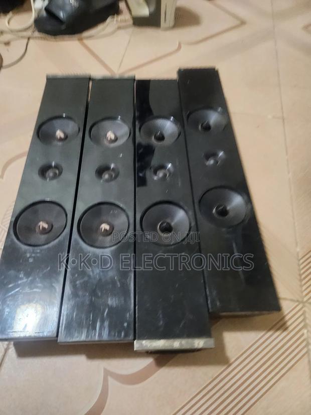Samsung Home Theater Surround Speakers photo 2