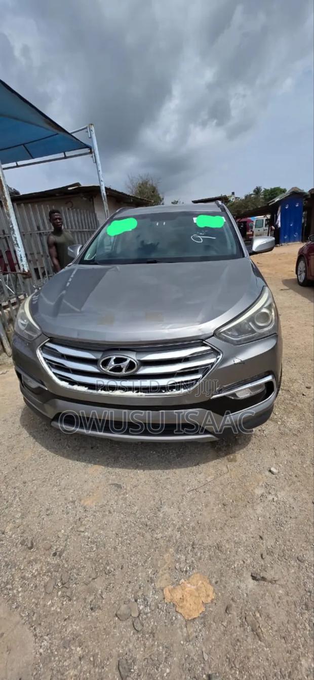 Hyundai Santa Fe Limited FWD 2017 Gray