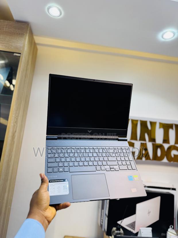 New Laptop HP Victus 15 16GB Intel Core i5 SSD 512GB · Photo 3