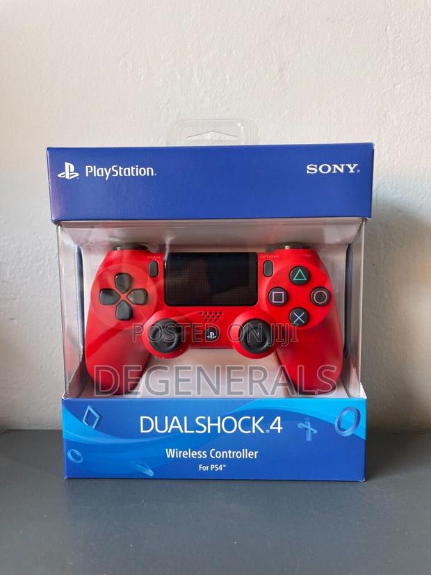Playstation 4 Controllers photo 2